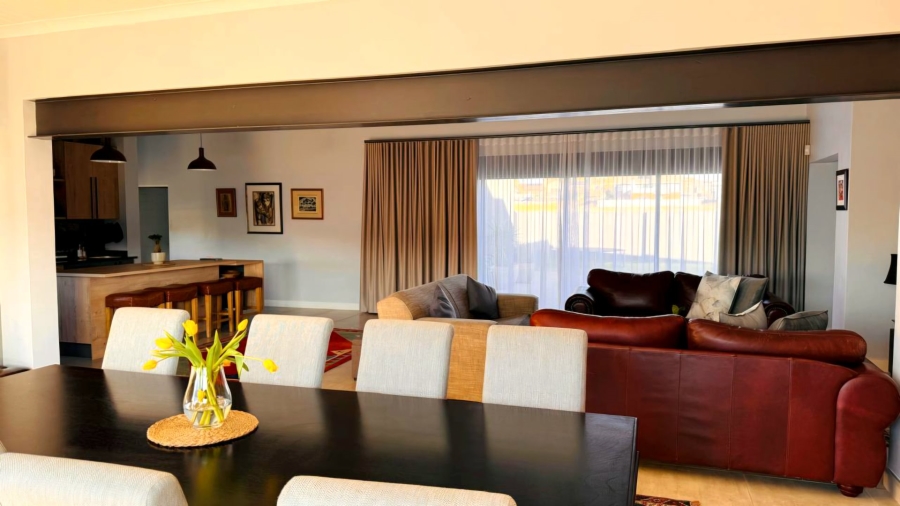 3 Bedroom Property for Sale in Somerton Estate Free State
